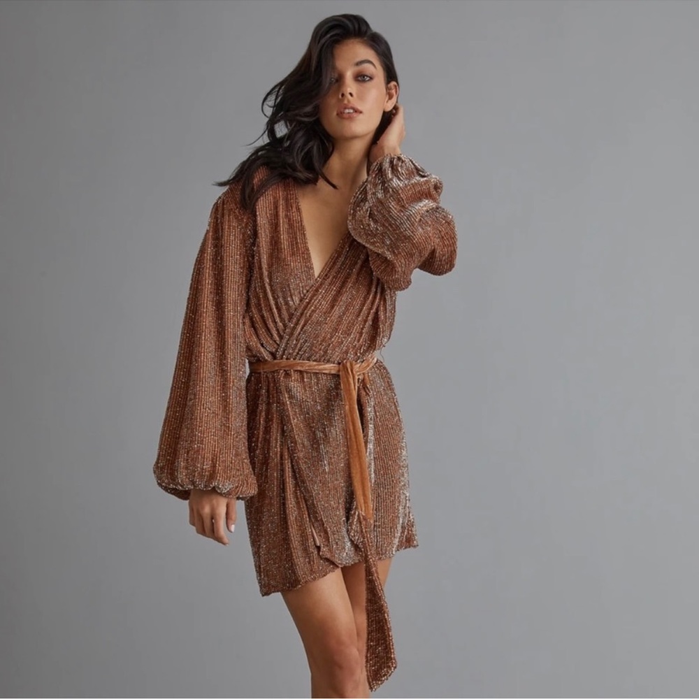 Retrofete Shimmering Bronze Robe - Picture 2 of 13